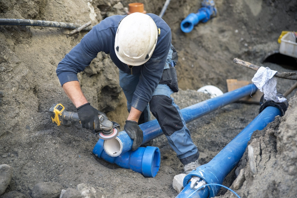 Safety Precautions for Gas Line Plumbing –Don’t Forget to Wear a Mask!